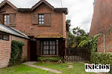 Imagen 2 de la propiedad Dúplex con Amplio Jardín en Hermoso Barrio