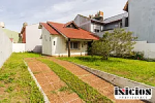 Imagen 1 de la propiedad Casa funcional a pasos del mar