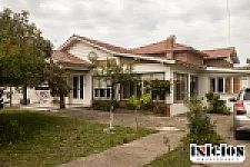 Imagen 1 de la propiedad Imponente Casa a una Cuadra del Mar